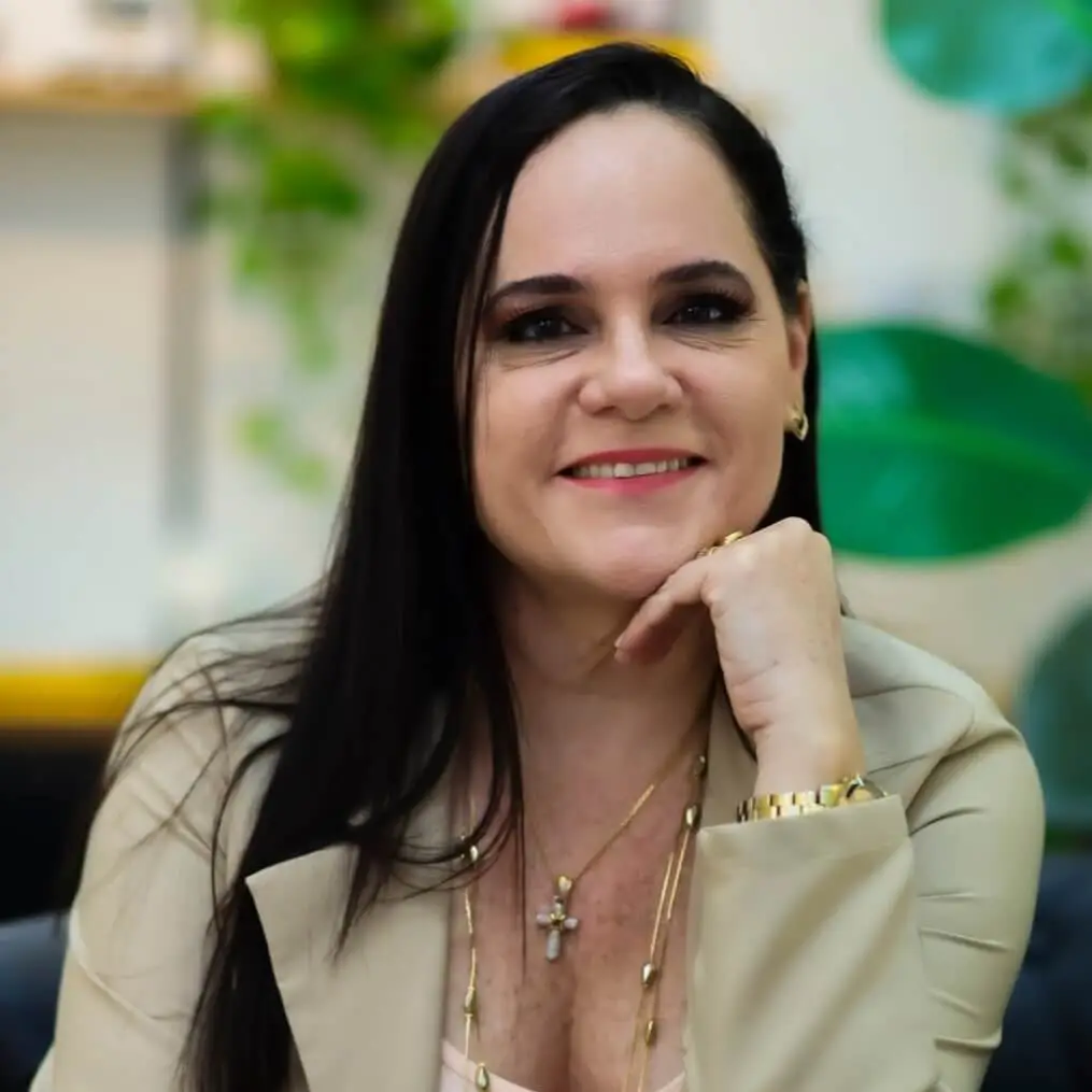 Juliana Fernandes R. Holanda