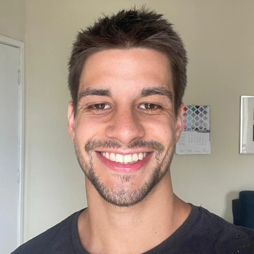 Leonardo de Freitas Lino